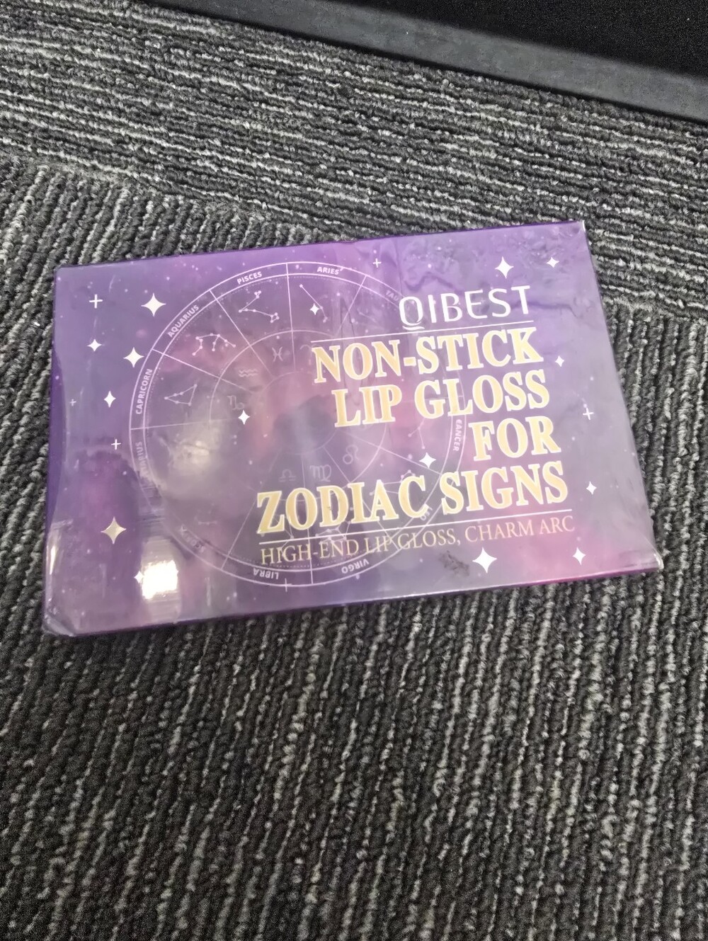 Purple Zodiac Non-Stick Lip Gloss Set - Picture 3 of 8